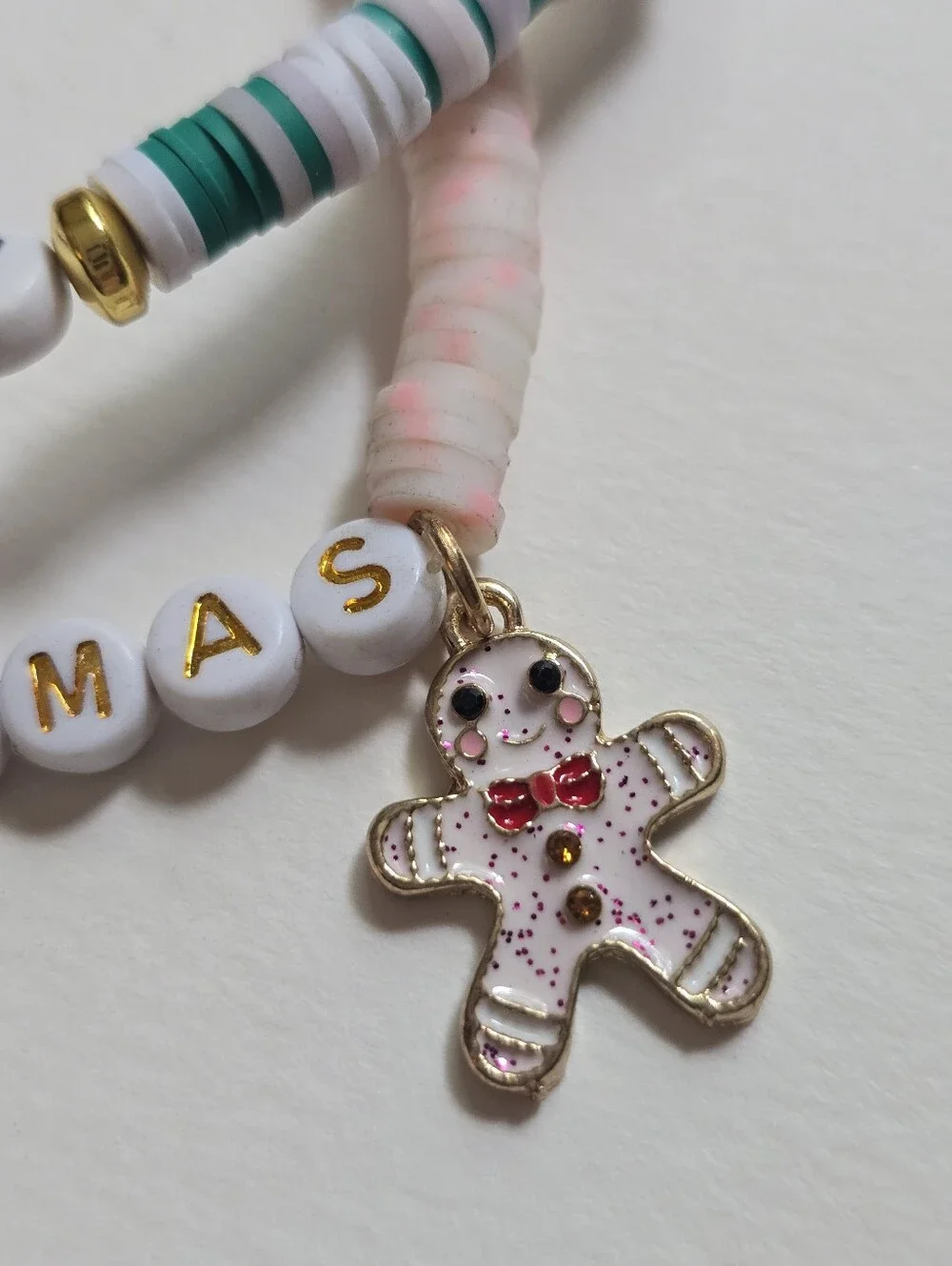 Merry Christmas Beaded Bracelet Set